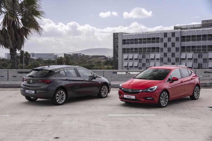  Opel Astra 2016 года  (ZA) (фото 38 из 40)